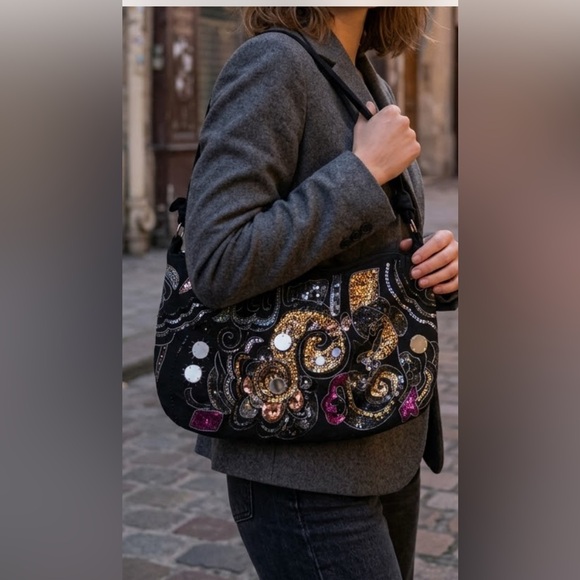 no brand Handbags - vintage bohemian style bag ,Black sequin and rhinestone embellished